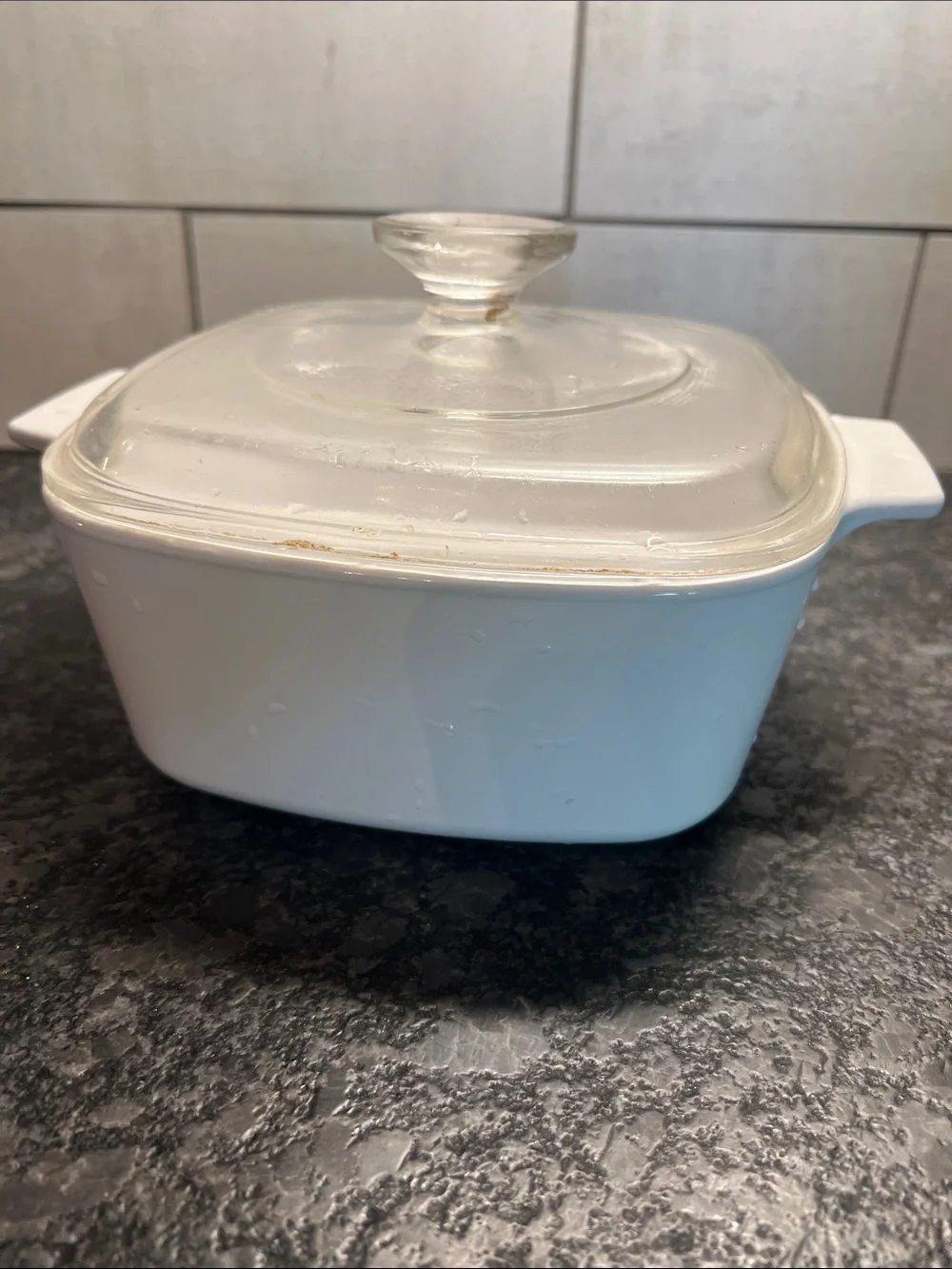 Corningware Winter Frost casserole with lid. Very good condition. 1 1/2 qt.